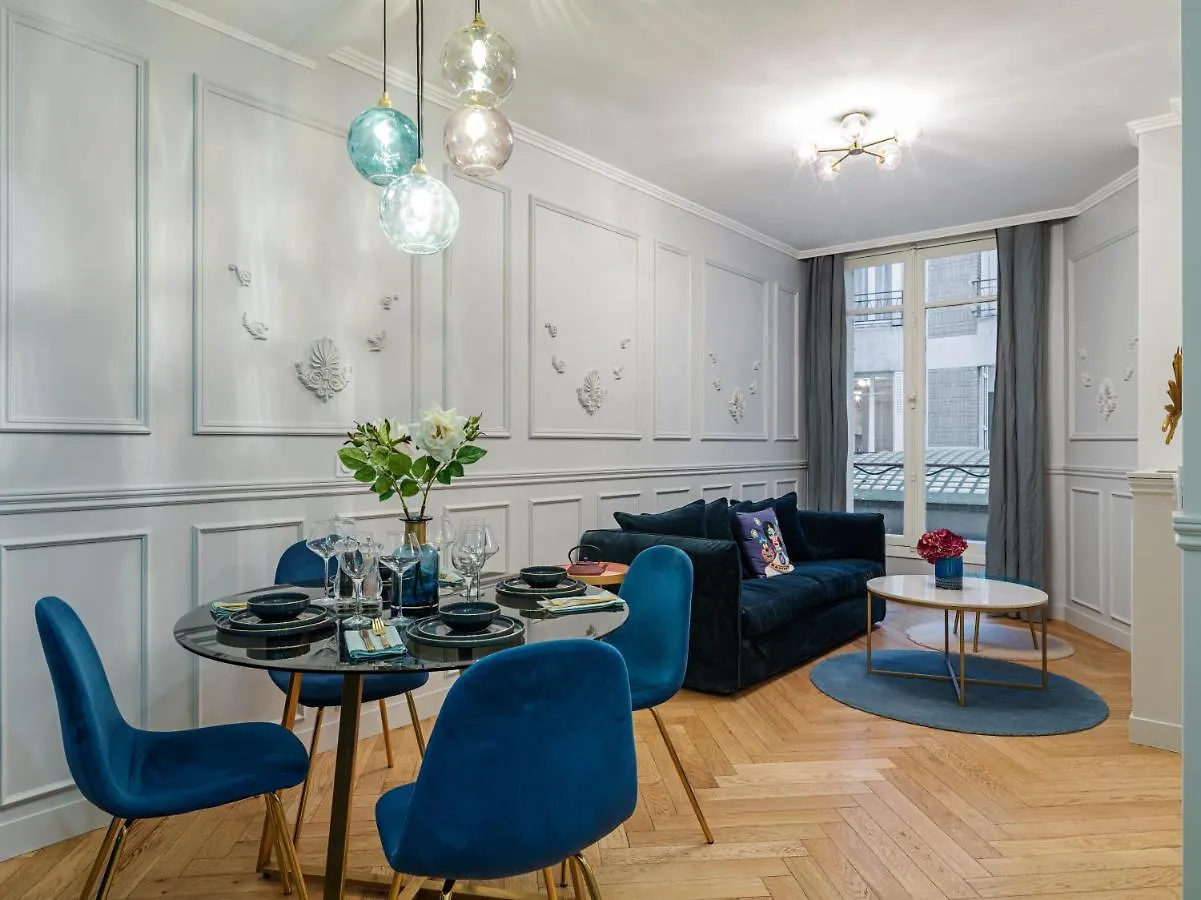 The Blue Pearl Apartment Paris